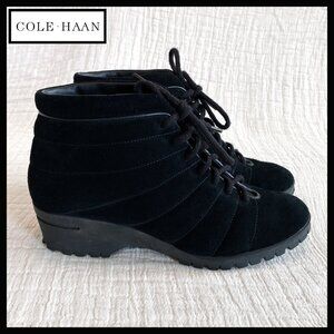 Cole Haan black waterproof suede ankle boot, wedge with nike air, sz 6.5